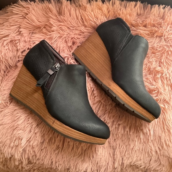 Dr. Scholl's Shoes Women's Work It Ankle Boot size 6.5 - Picture 2 of 7